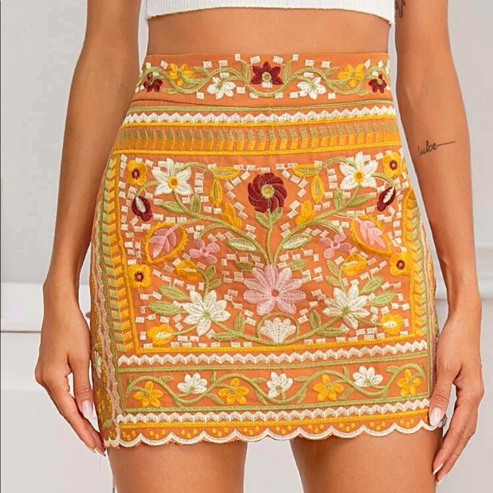 Tribal Floral Embroidery Skirt